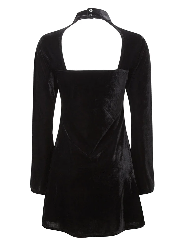Ziva She’s Evil velvet dress by Killstar